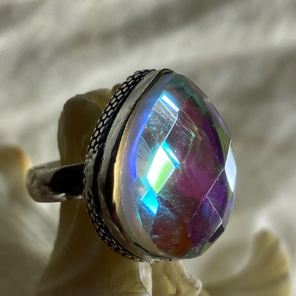 Sale * Mystic Rainbow Topaz vintage teardrop ring - Picture 2 of 12